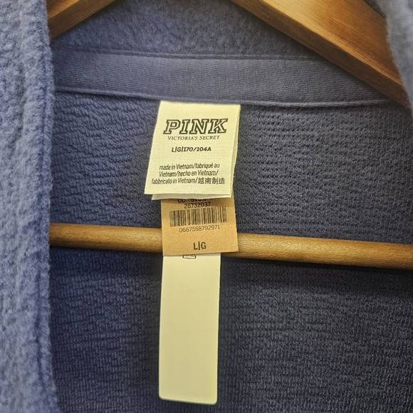 Victoria's Secret PINK Button Down Top - Picture 4 of 4